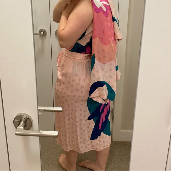 4 piece Pure Silk Butterfly Skirt Set - Picture 16 of 17